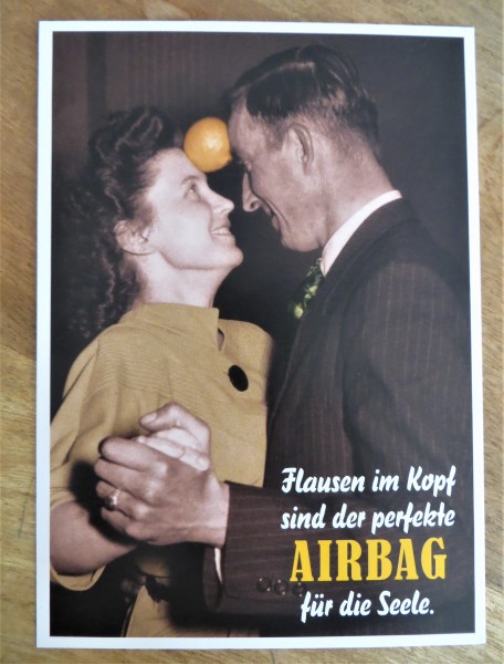 Postkarte Karte "Flausen im Kopf sind der perfekte Airbag für die Seele." Paloma